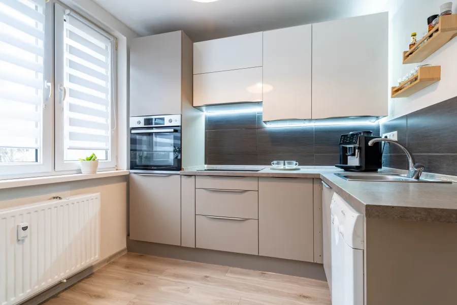 PREDANÝ 2 IZBOVÝ BYT S LODŽIOU