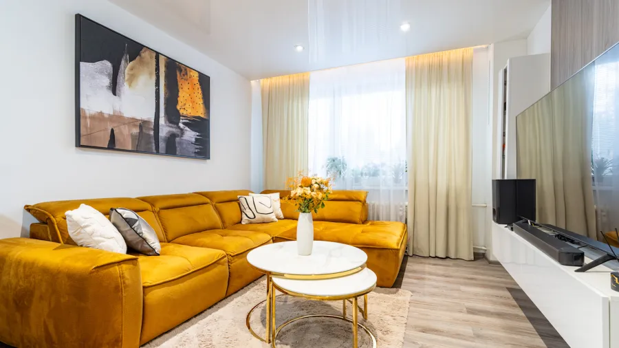 NA PREDAJ 2 IZBOVÝ BYT PO KOMPLETNEJ REKONŠTRUKCIÍ